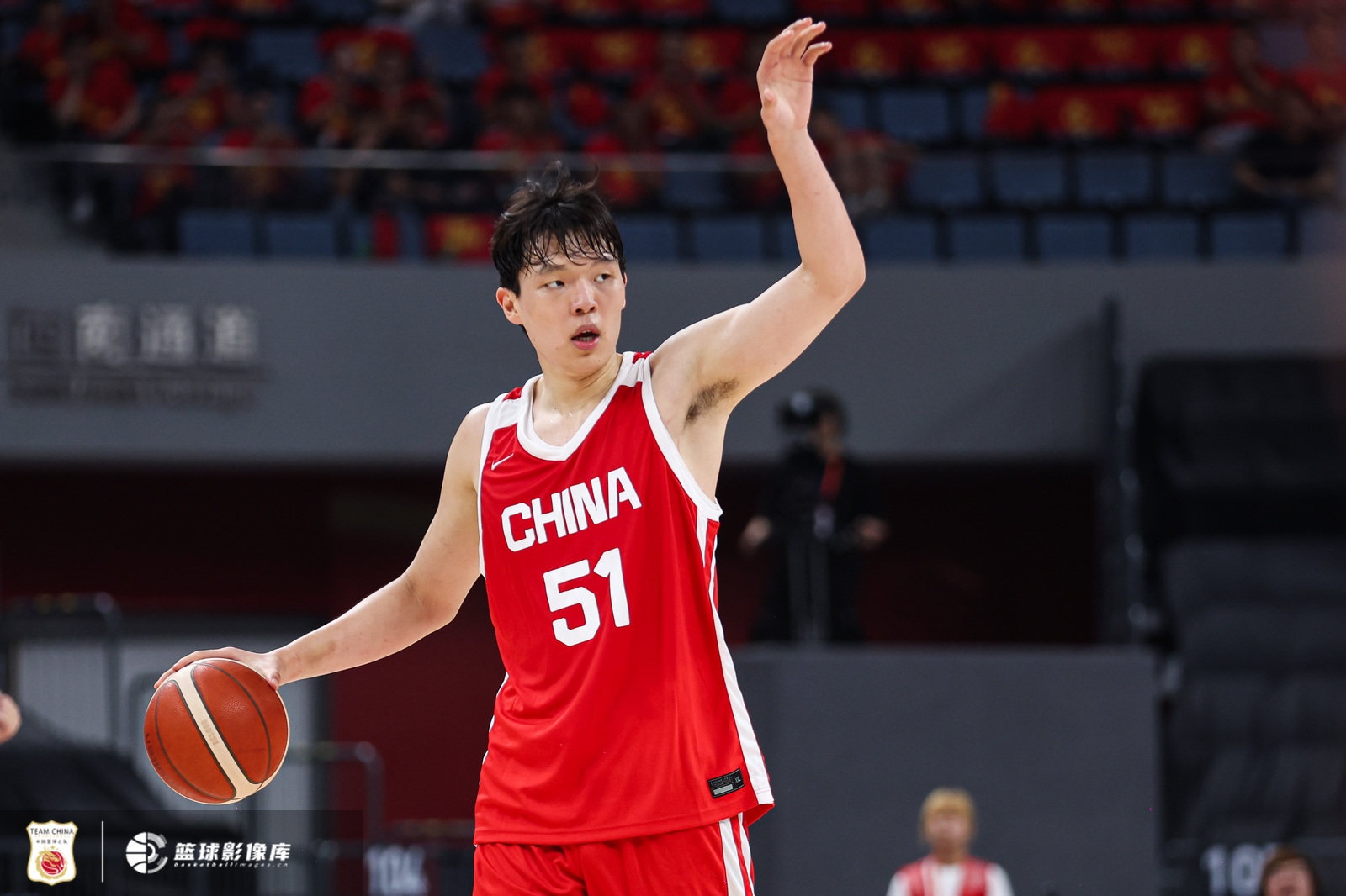 杨瀚森回国即转机赴美参加夏联 男篮亚洲杯预选赛晋级
