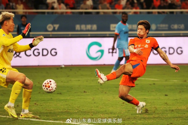 泽卡双响买乌郎陈蒲破门 山东泰山4-3胜玉昆