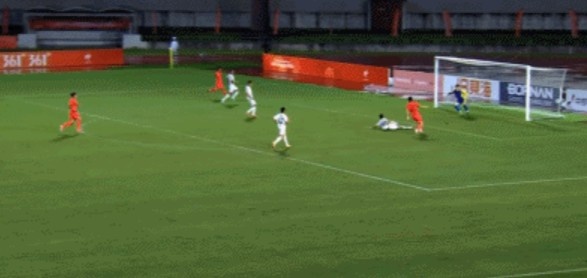 亚运开门红!U23国足2-1逆转朝鲜 37岁吴曦29岁张玉宁均传射建功 亚运开门红!U23国足2-1逆转朝鲜 37岁吴曦29岁张玉宁均传射建功