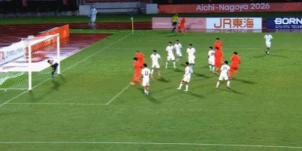 亚运开门红!U23国足2-1逆转朝鲜 37岁吴曦29岁张玉宁均传射建功 亚运开门红!U23国足2-1逆转朝鲜 37岁吴曦29岁张玉宁均传射建功